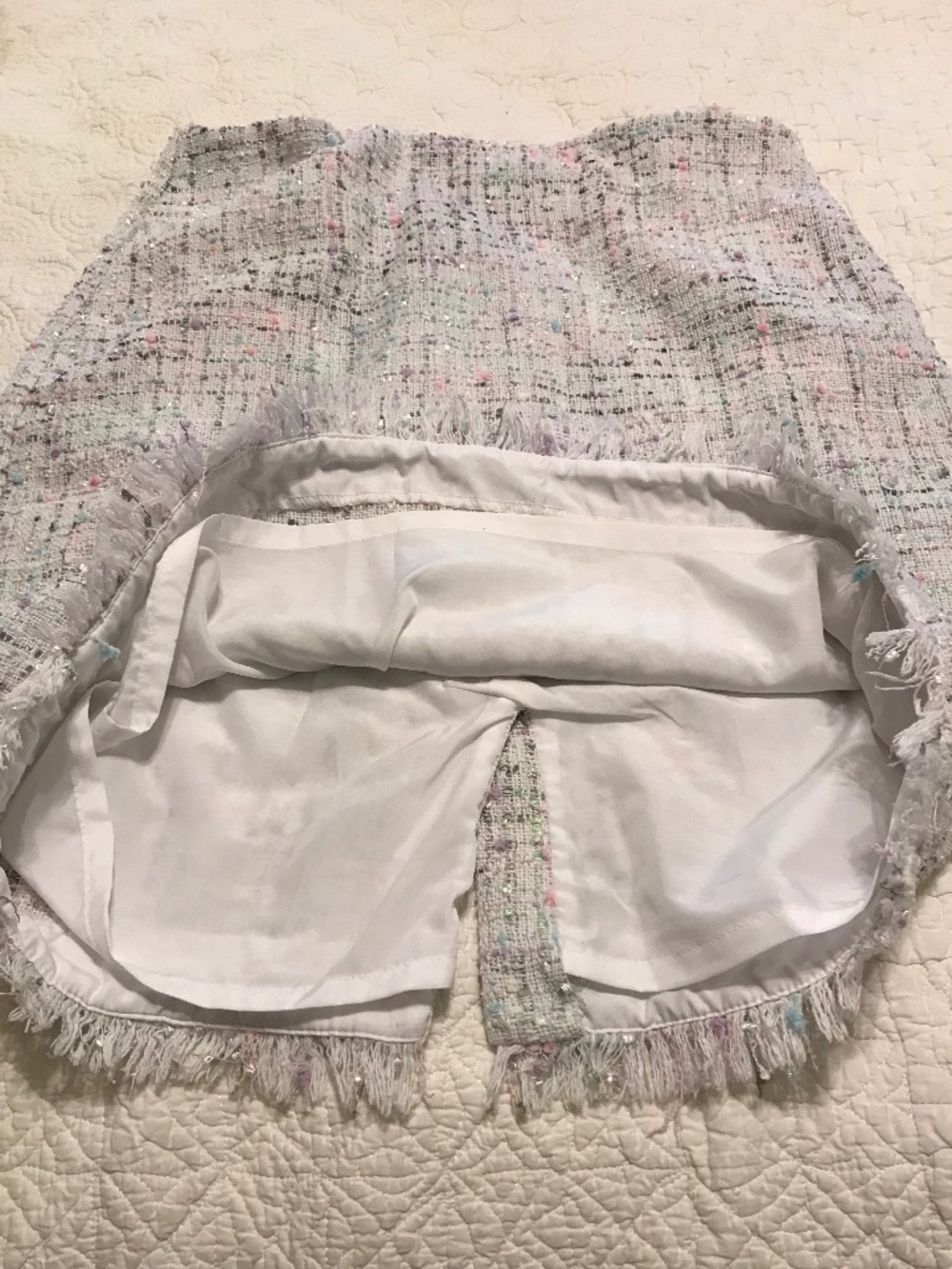Elle white pastel tweed midi length lined skirt with fringe hem & pockets! (6) - Picture 10 of 16